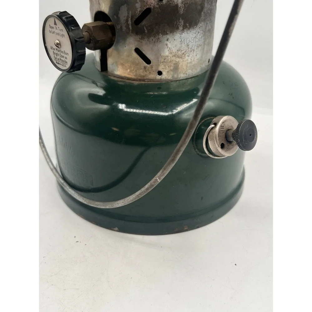 Coleman vintage 228e
